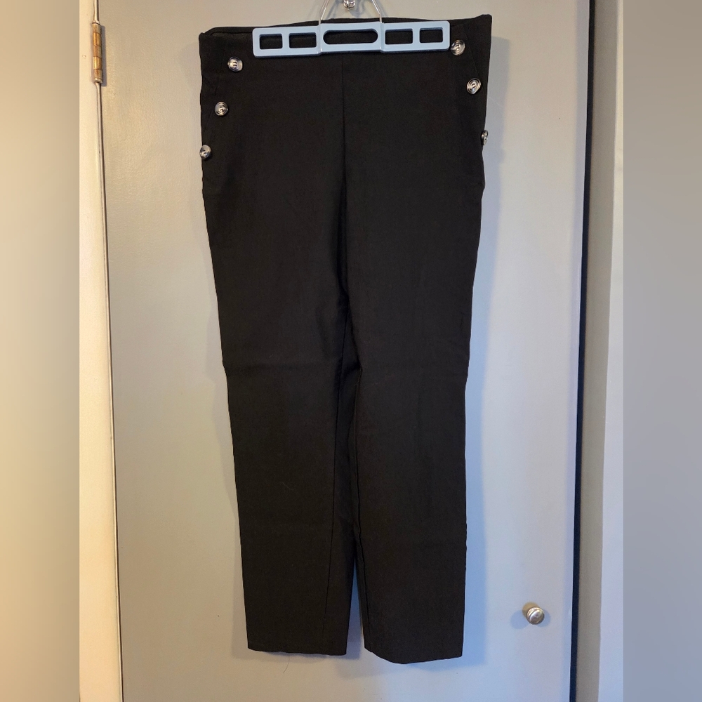 Jules & Leopold Classic Black Capris Pants